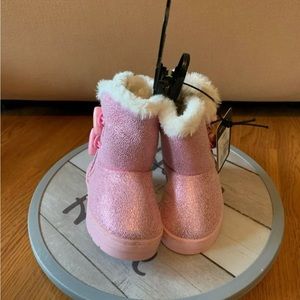 Bebe girls toddler sz 5 pink glitter fur boots